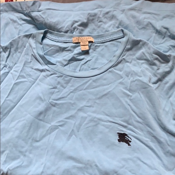 One polo one shirt xl but runs medium - Picture 2 of 4